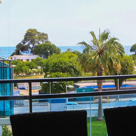 Augusta 6 2 Only Families * Cambrils