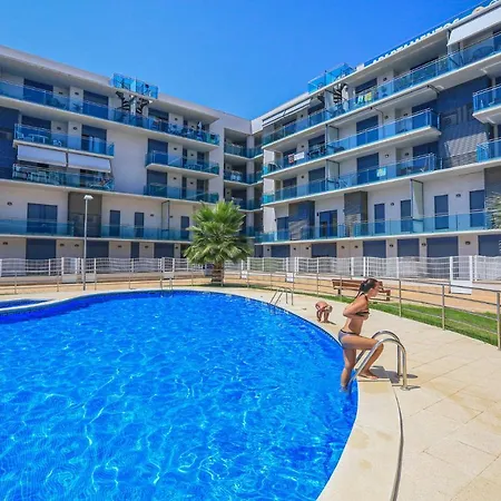 Augusta 6 2 Only Families * Cambrils